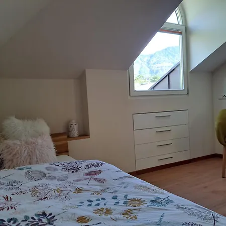 Mansarde Zeder In Privatvilla Im Zentrum Merans Apartment Merano